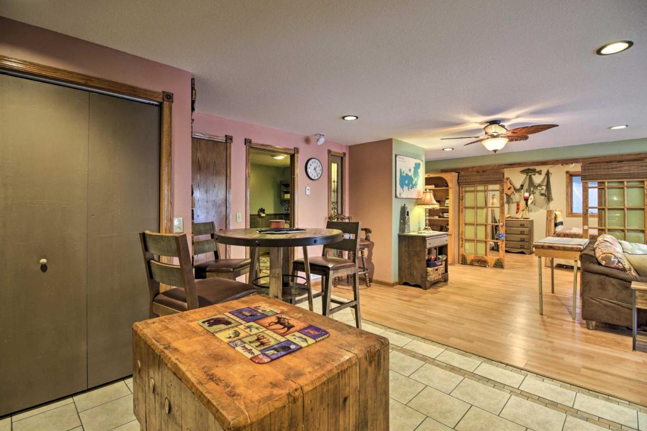 Lakefront Deer River Apt With Dock, Fire Pit And Patio Exterior photo
