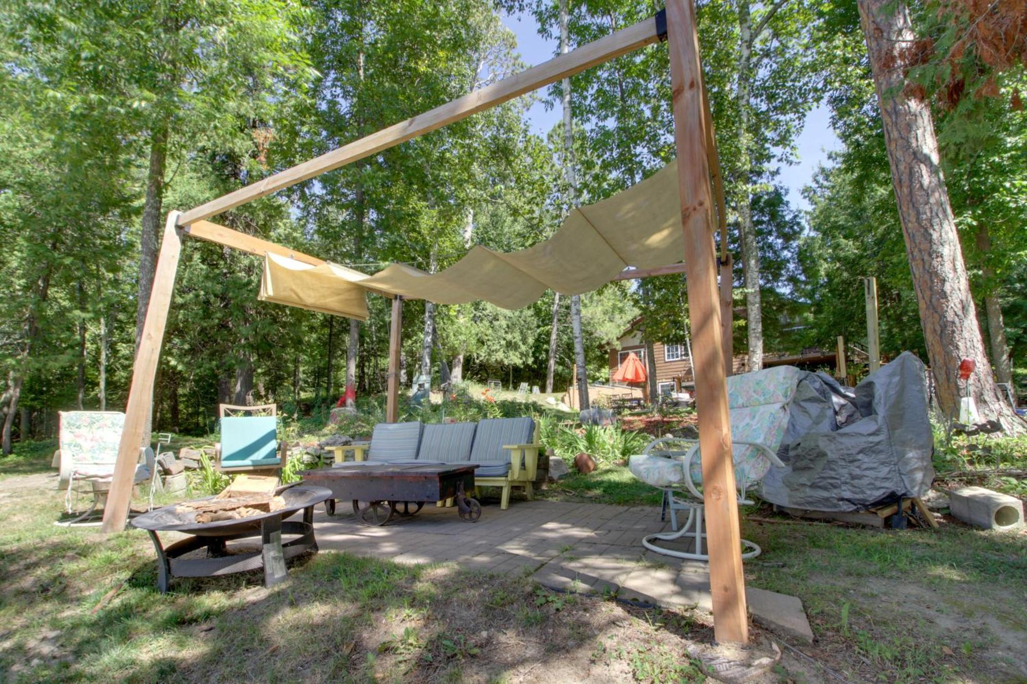 Lakefront Deer River Apt With Dock, Fire Pit And Patio Exterior photo